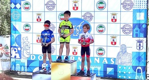 EL BOLLULLERO LUCAS ALMENDARIZ CAMPEÓN DEL IV CIRCUITO DEHESA DE DOÑA MARÍA DE CICLISMO