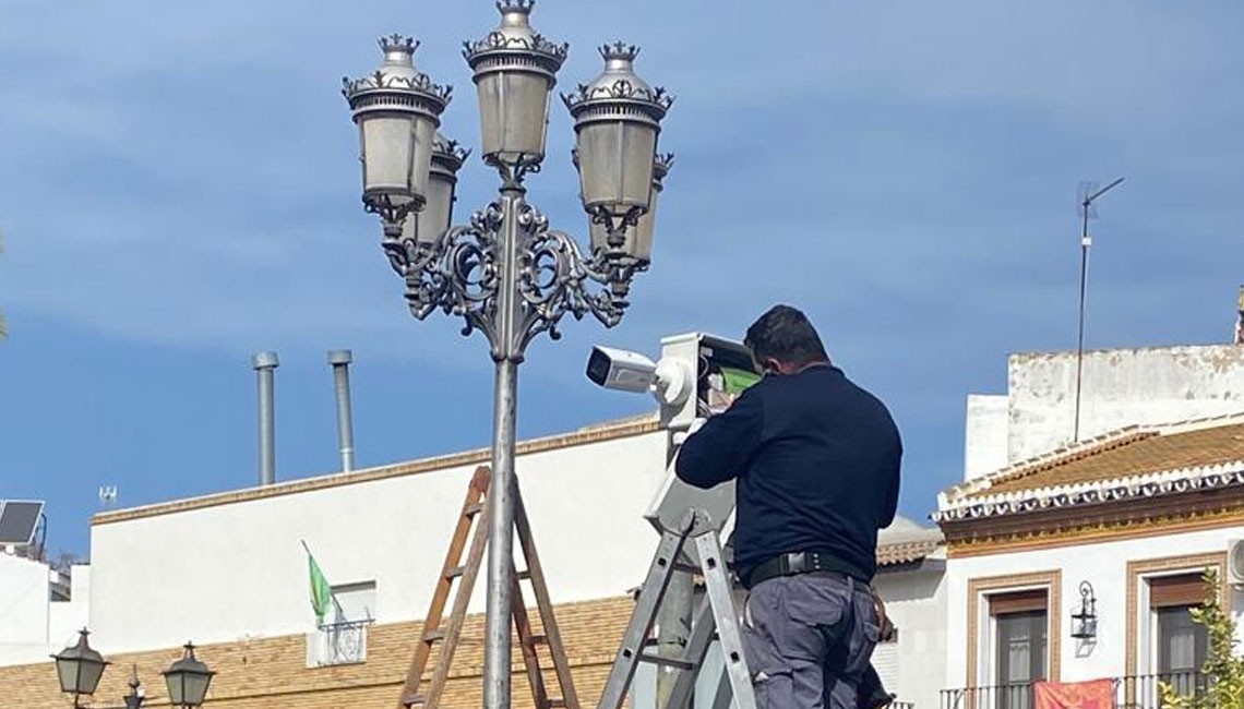 EL AYUNTAMIENTO REFUERZA LA SEGURIDAD DEL MUNICIPIO CON CÁMARAS DE VÍDEO VIGILANCIA