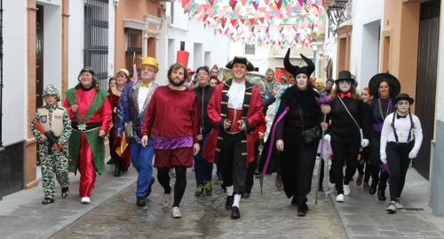 EL CARNAVAL SE TRASLADA A LAS CALLES