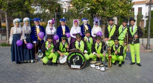 LA MÚSICA, LA DIVERSIÓN Y EL COLOR REINÓ EN EL CARNAVAL DE CALLE