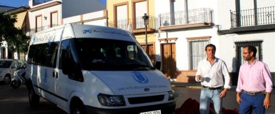 EL AYUNTAMIENTO PONE A DISPOSICIÓN DE LOS FIELES EL MICROBUS MUNICIPAL  PARA LA NOVENA A LA PATRONA