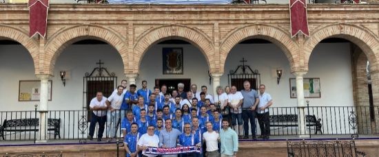EL ALCALDE RECIBIÓ A NUESTRO RECIÉN ASCENDIDO BOLLULLOS CLUB DE FÚTBOL