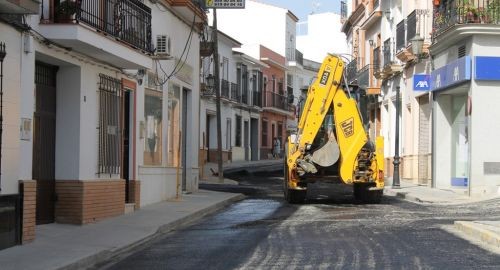 Se inicia el asfaltado de Medina Sidonia y Álamo
