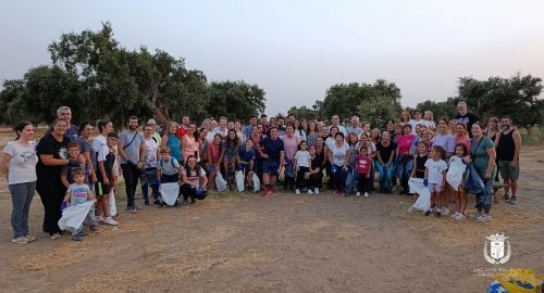 UN CENTENAR DE PERSONAS DESPIDEN LAS NOCHES DE ESTRELLAS