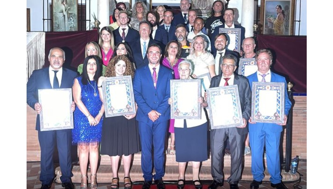 PLENO HOMENAJE BOLLULLEROS DEL AÑO