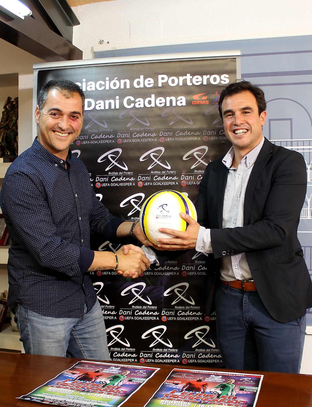 PRESENTADO EL I CLINIC EN TECNIFICACIÓN DE JUGADORES Y PORTEROS