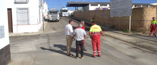 TRABAJOS DE ASFALTADO EN LAS CALLES NERVA Y MIGUEL INDURÁIN