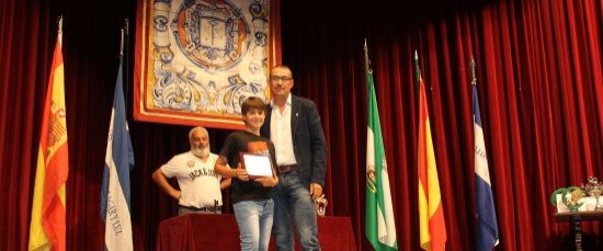 RECONOCIMIENTO A CARLOS RAPOSO EN LA GRAN GALA DEL DEPORTE DE BOLLULLOS PAR DEL CONDADO