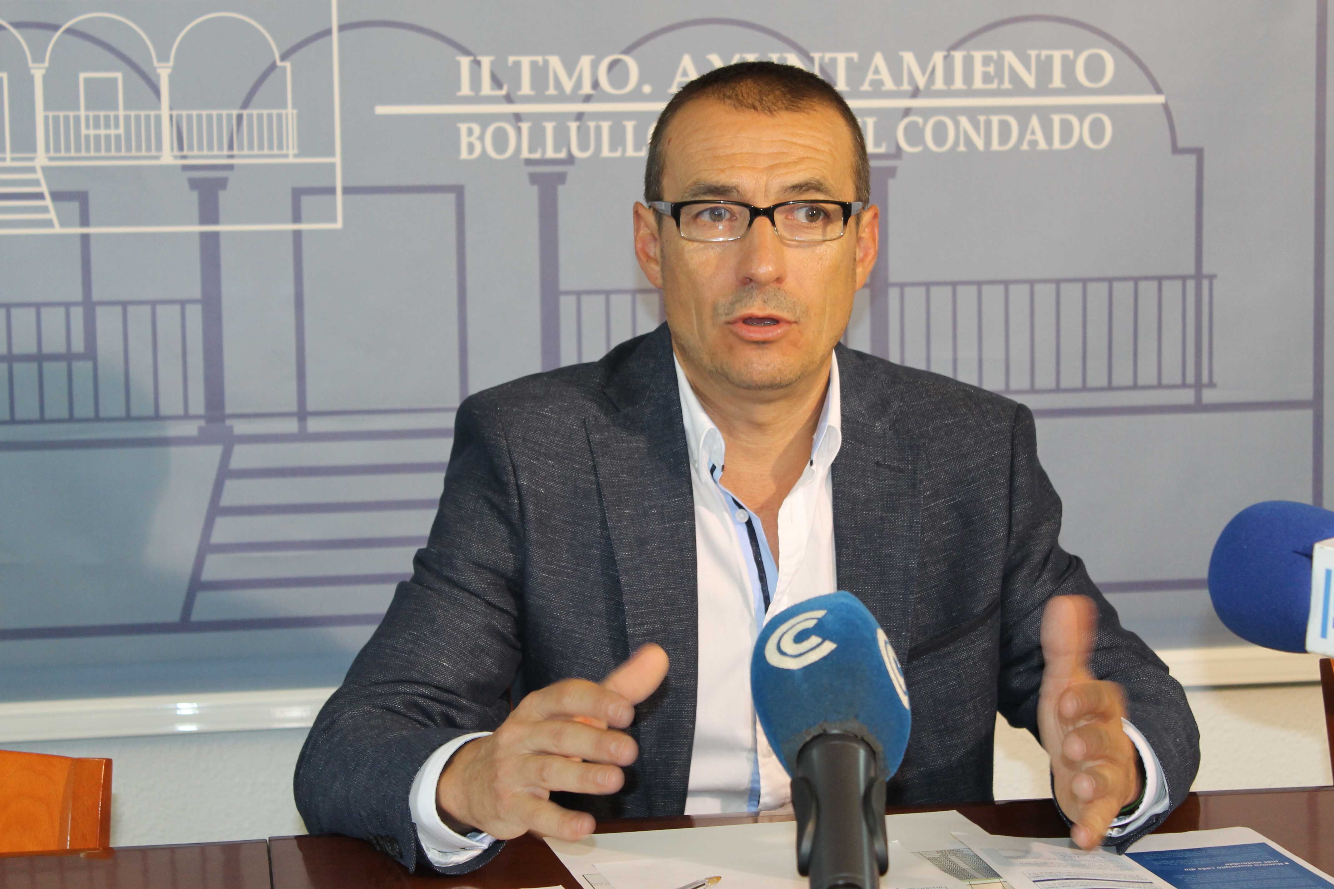 EL AYUNTAMIENTO DE BOLLULLOS INTRODUCE MEJORAS QUE AFECTARÁN POSITIVAMANTE AL RECIBO DEL AGUA