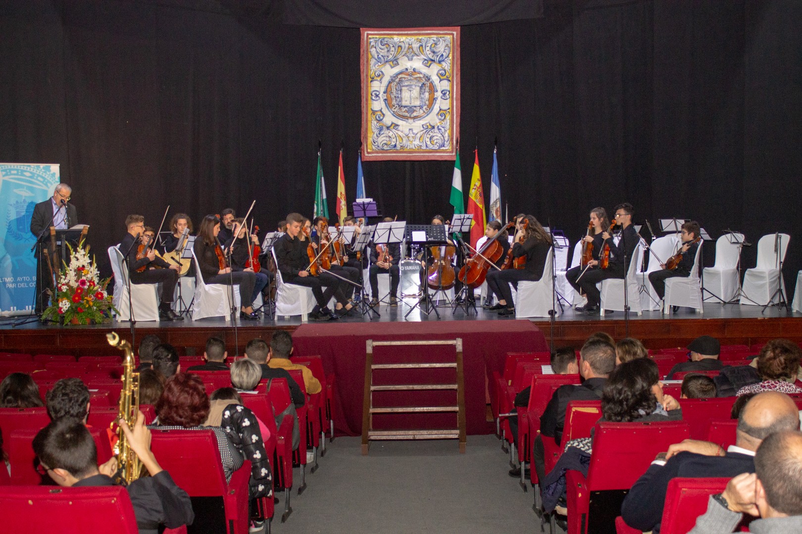 BOLLULLOS INAUGURA SANTA CECILIA CON UN CONCIERTO DE LA ORQUESTA DEL CONSERVATORIO