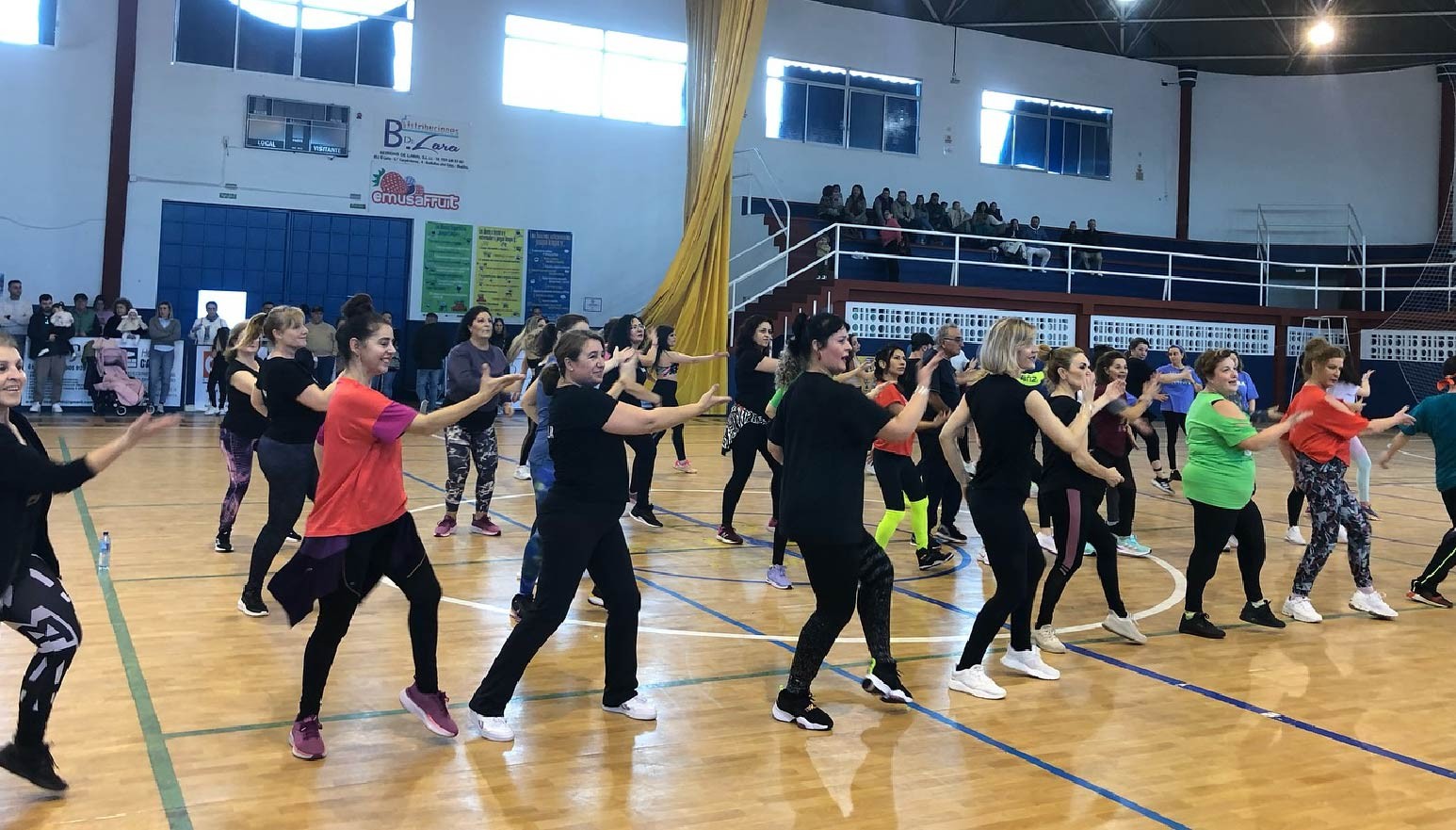MASTERCLASS DE ZUMBA SOLIDARIO CONTRA EL CÁNCER