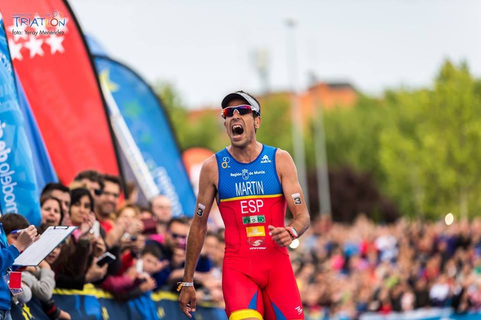El atleta onubense Emilio Martín, campeón del mundo de duatlón participará en la II Carrera Nocturna