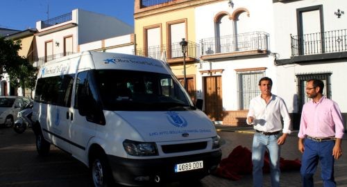 EL AYUNTAMIENTO PONE A DISPOSICIÓN DE LOS FIELES EL MICROBUS MUNICIPAL  PARA LA NOVENA A LA PATRONA