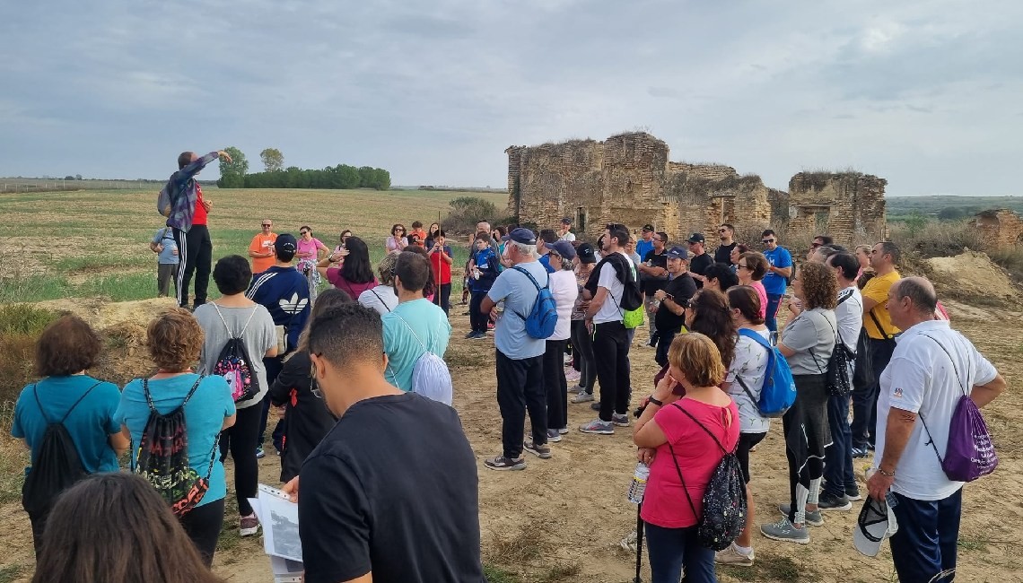 MAGNIFICO AMBIENTE EN LA RUTA SENDERISMO CON TOSTÓN AL CONVENTO DE MORAÑINA