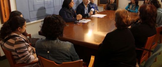 PACO DÍAZ, ALCALDE DE LA CIUDAD, FIRMA 12 CONTRATOS DEL PROGRAMA DE INCLUSIÓN SOCIAL
