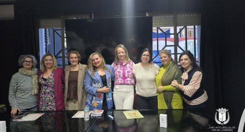 PRESENTACIÓN DEL LIBRO “CUANDO EL ESPEJO APRENDIÓ A SONREÍR” DE CONSUELO JIMÉNEZ PADILLA