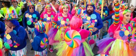 DESFILE MULTITUDINARIO EL SÁBADO DE CARNAVAL