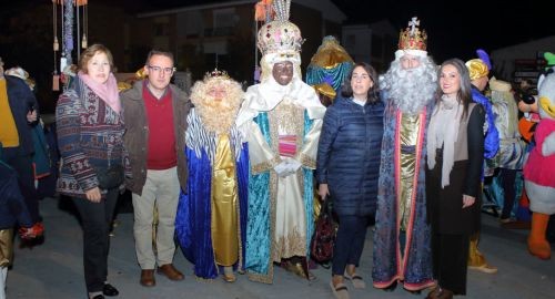 LA CABALGATA DE REYES PUSO UN BRILLANTE PUNTO Y FINAL A LAS FIESTAS NAVIDEÑAS