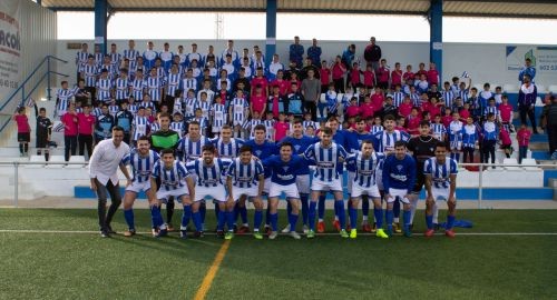 LAS ESCUELAS DEPORTIVAS CON EL BOLLULLOS CF
