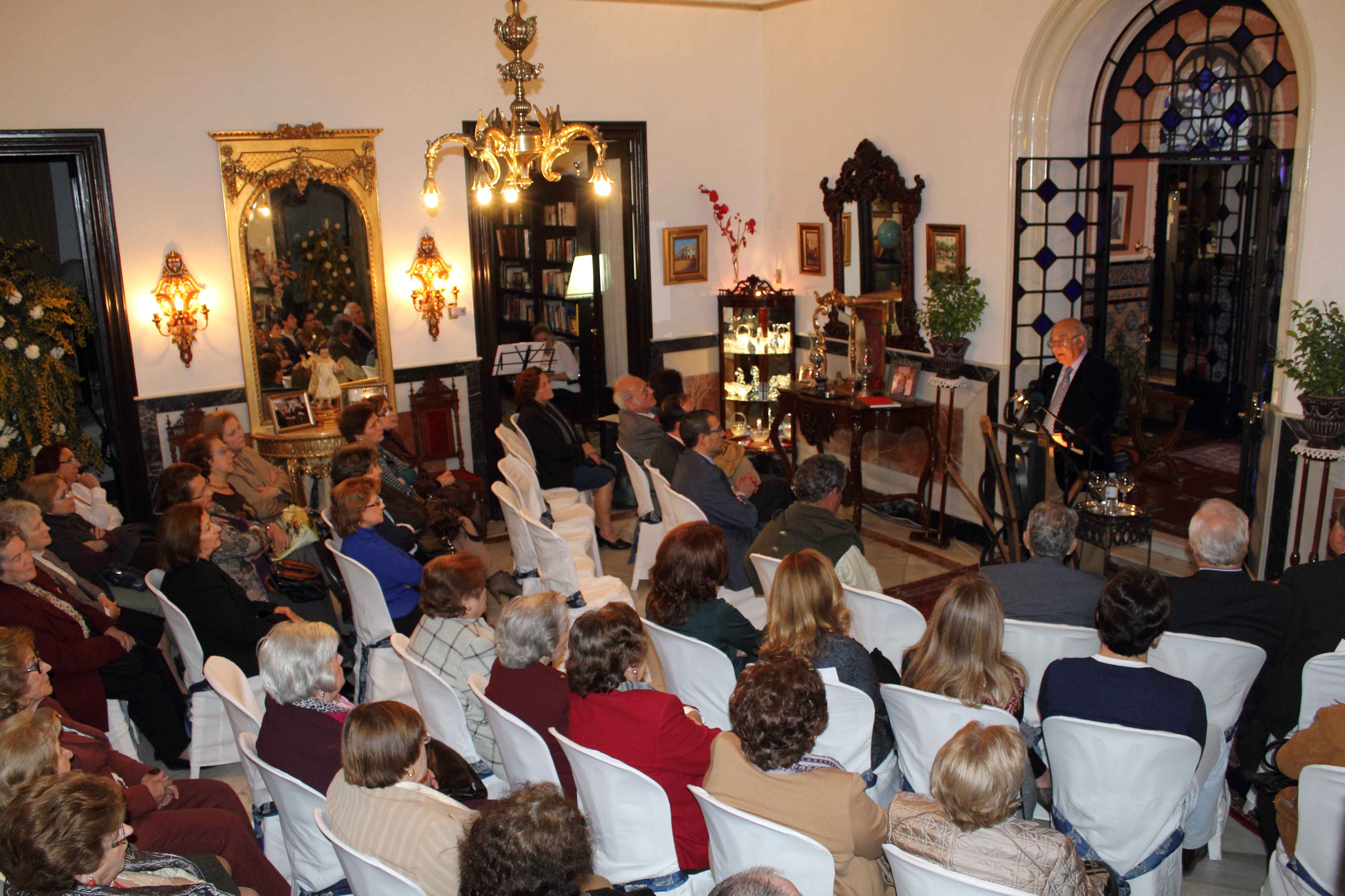 BOLLULLOS CELEBRA ESTE VIERNES LA XLVIII EDICION DEL CERTAMEN DE POESIAS DE AMOR REPOSO NEBLE